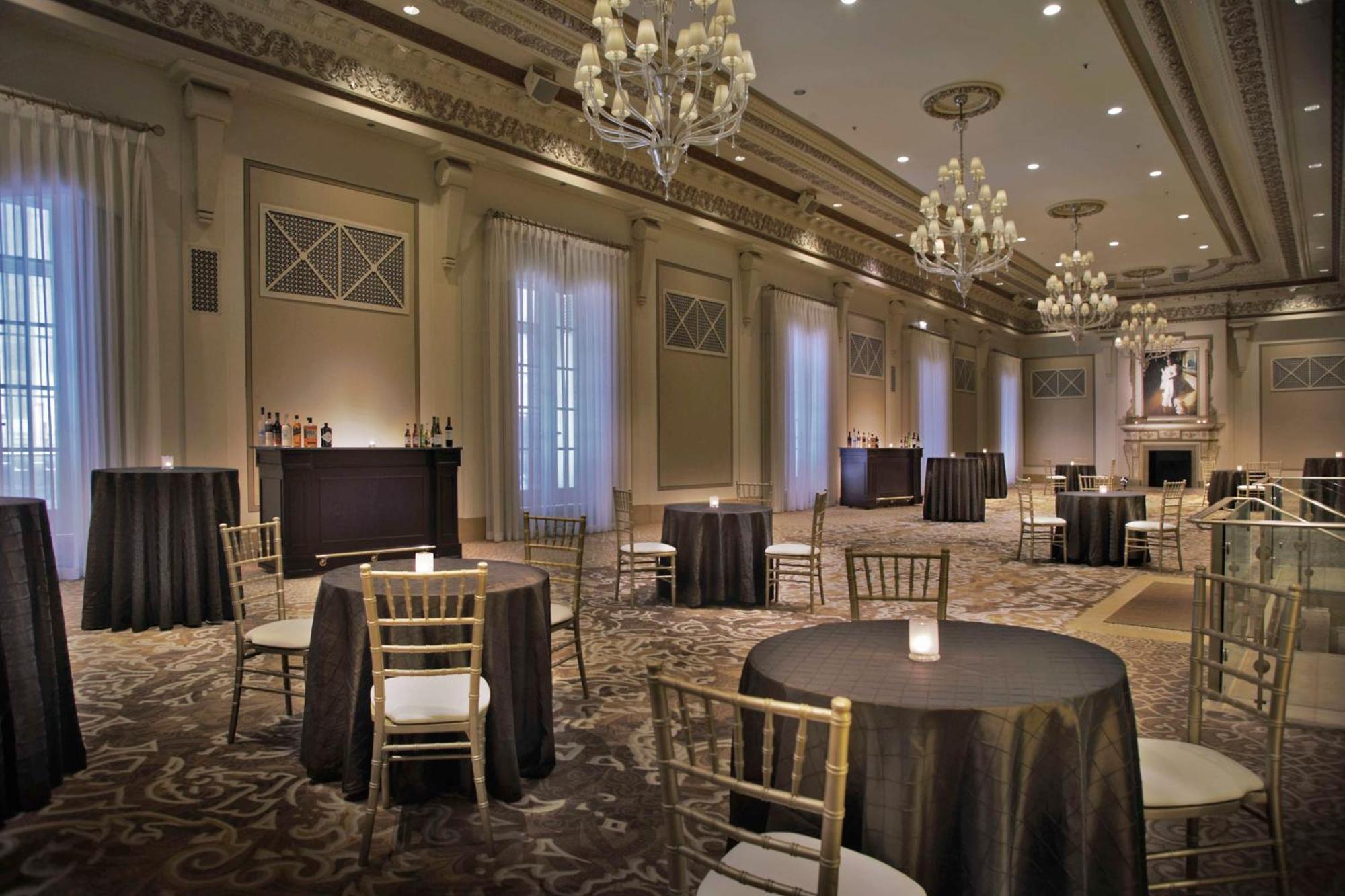The Palmer House Hilton Chicago Exterior photo